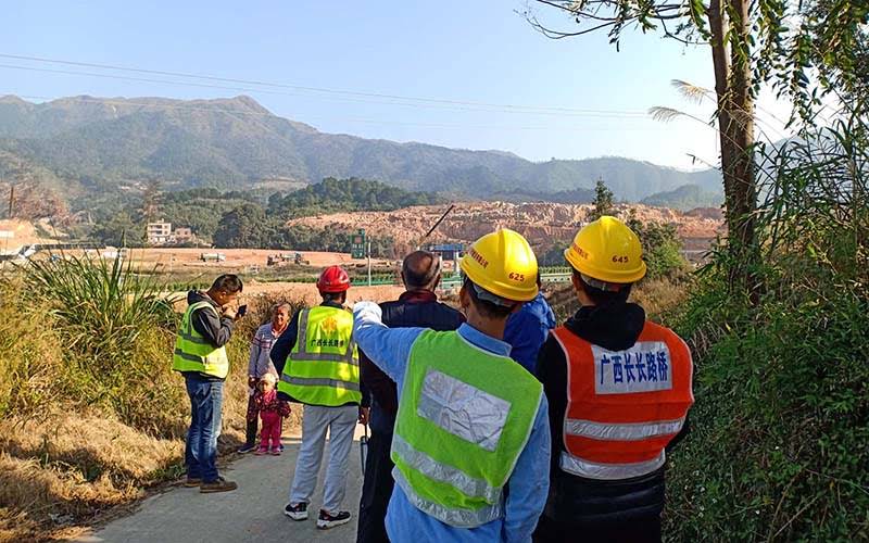 广西三南高速思陇西互通工程（土石方）